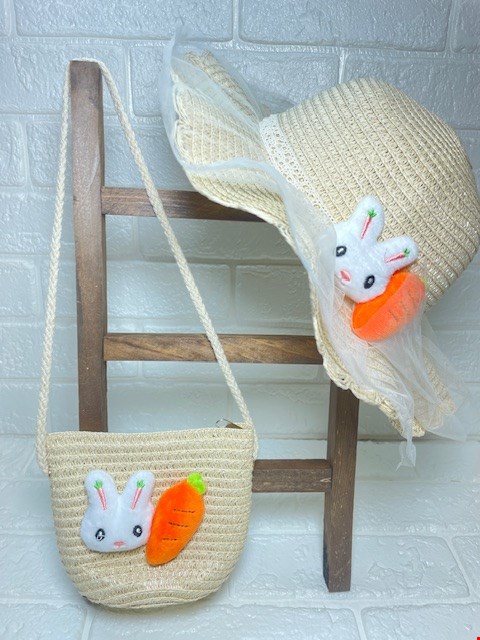 ست کلاه حصیری و کیف