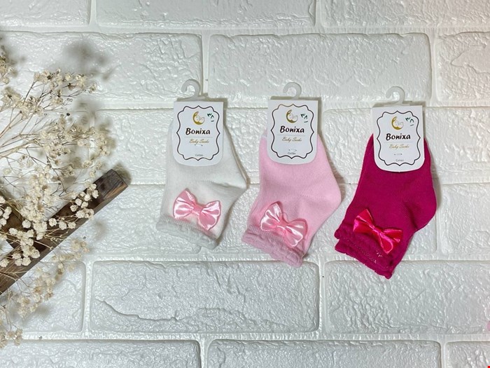 جوراب نوزادی