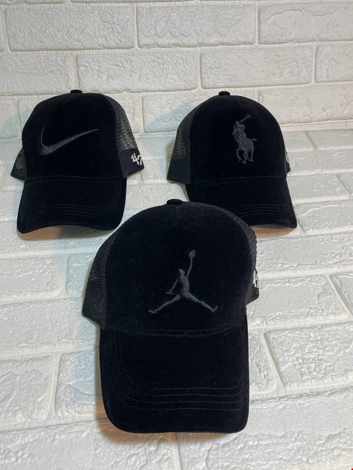 کلاه مخمل پشت توری مشکی