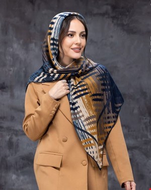 روسری طرحدار قواره ۱۲۵ 